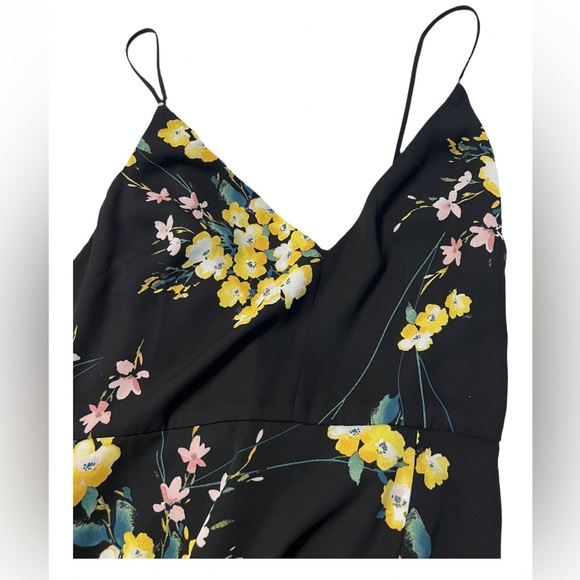 Socialite Sleeveless Tank Floral Dress NWT🌹 - Picture 3 of 7